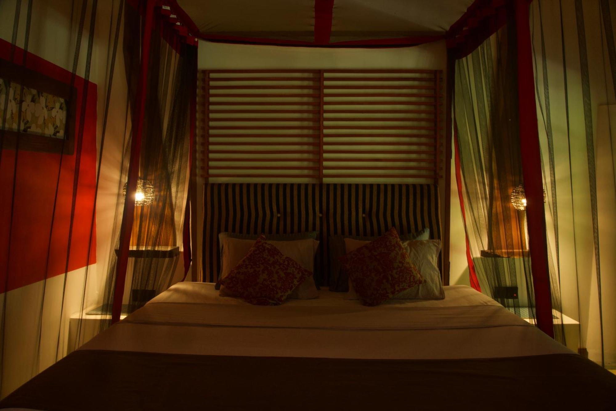Red Coconut Villa Bentota Eksteriør bilde